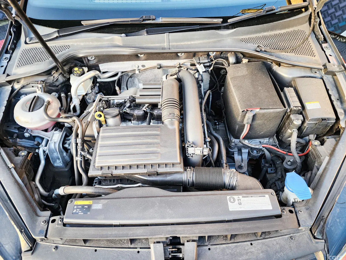 Volkswagen Golf Hatchback, Petrol, 2014, Grey
