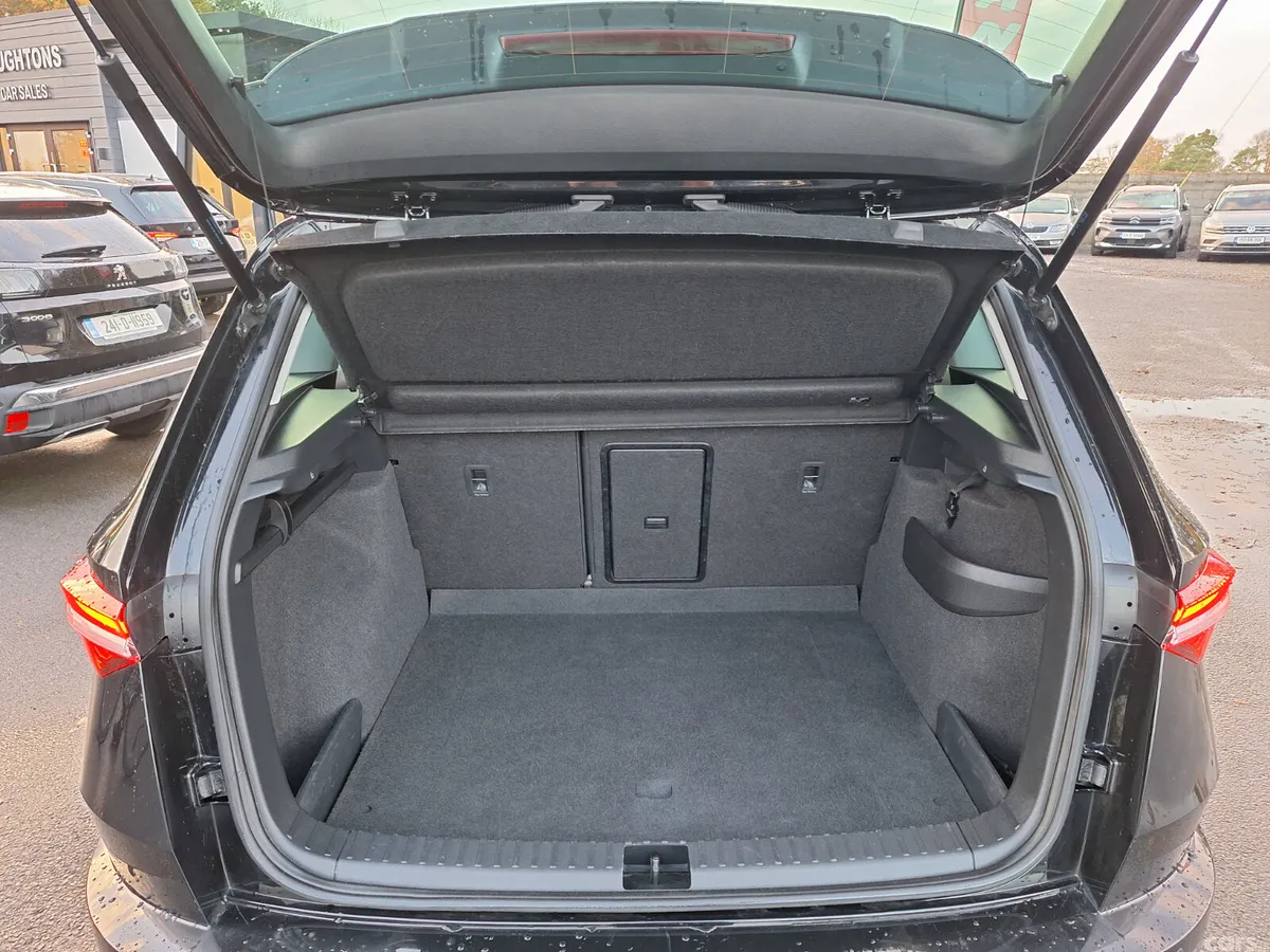 Skoda Karoq SUV, Petrol, 2024, Black