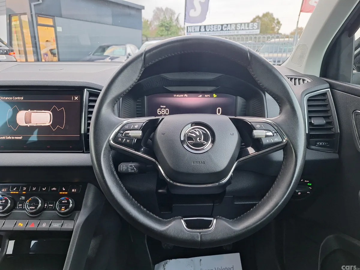 Skoda Karoq SUV, Petrol, 2024, Black