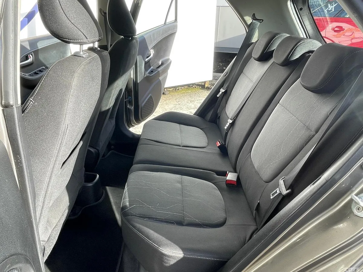 Kia Picanto Hatchback, Petrol, 2016, Grey