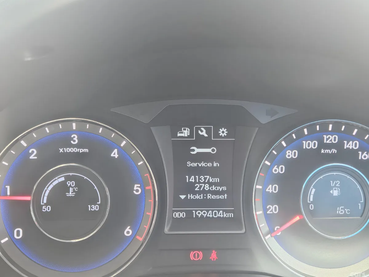 Hyundai i40 Saloon, Diesel, 2016, Beige