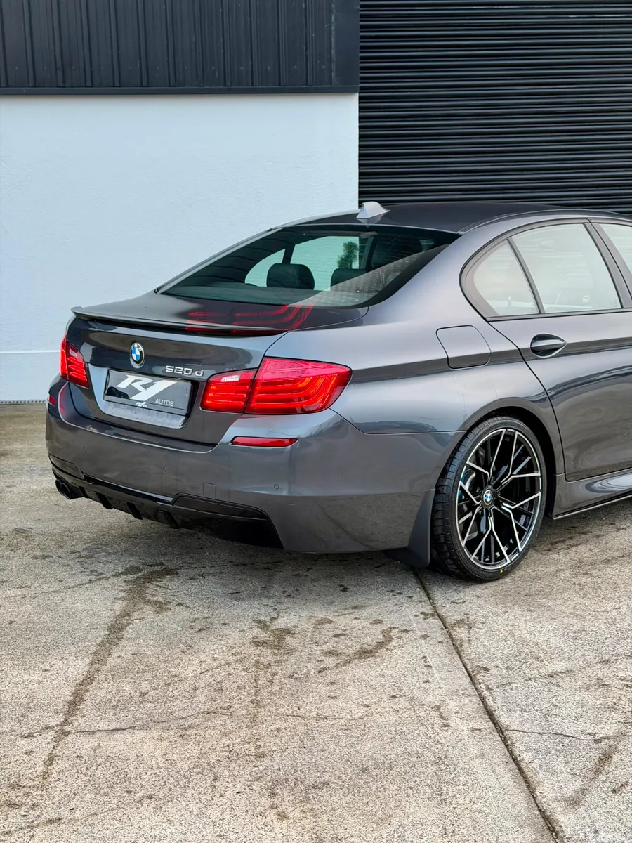 BMW 5-Series Saloon, Diesel, 2016, Grey