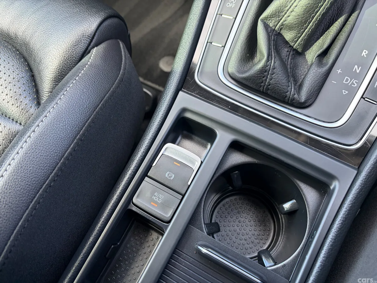 Volkswagen Golf Estate, Diesel, 2019, Black