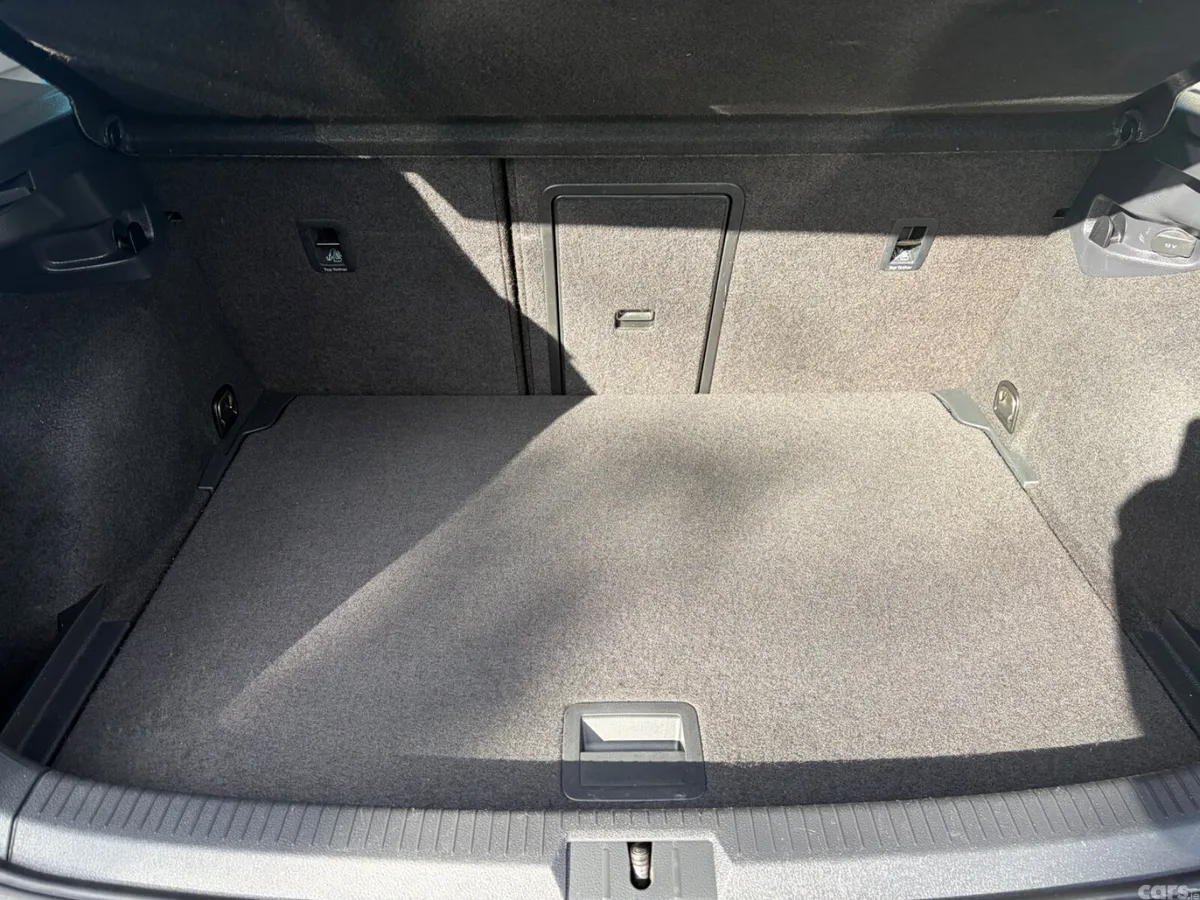 Volkswagen Golf Estate, Diesel, 2019, Black