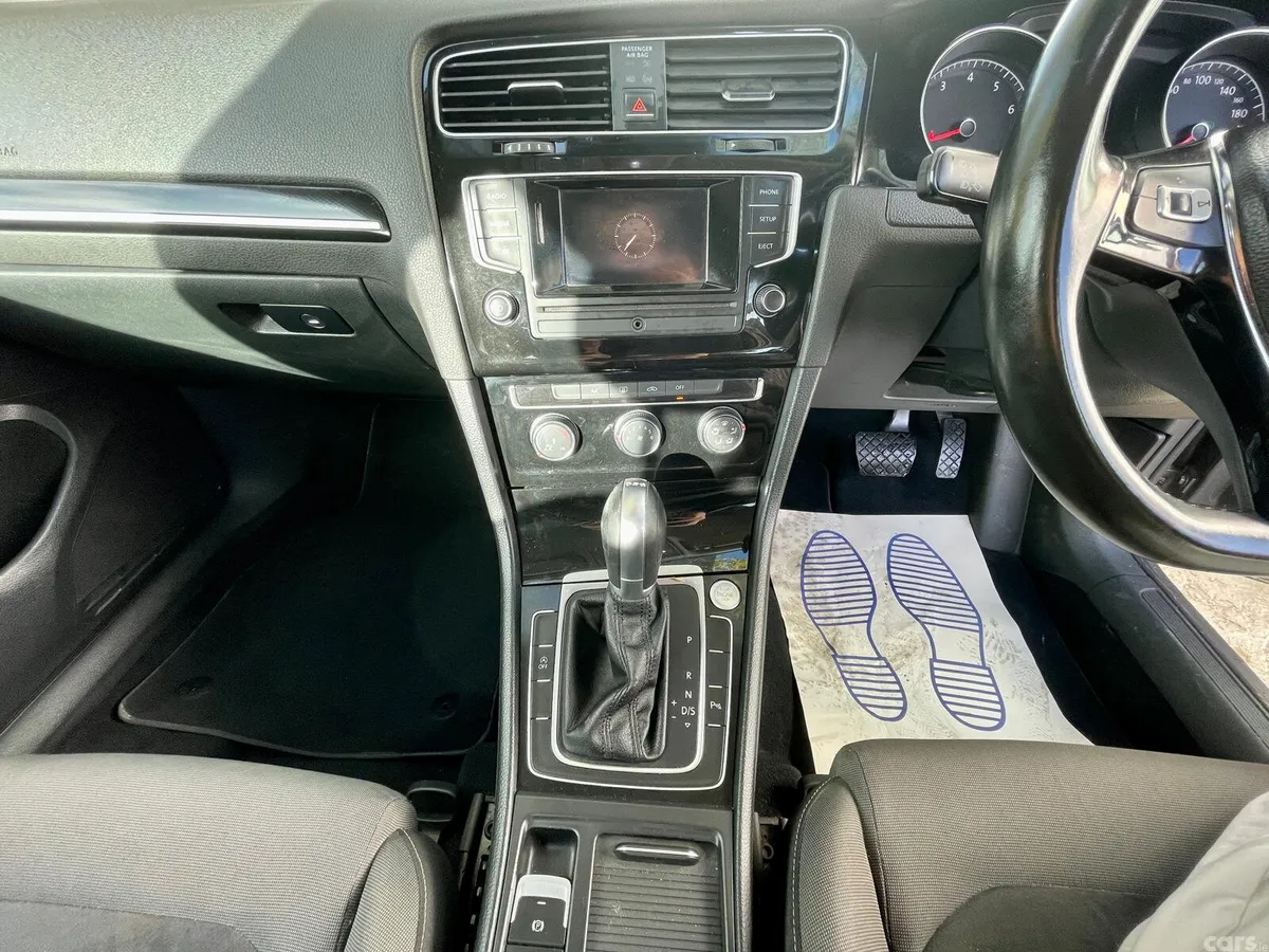 Volkswagen Golf Hatchback, Petrol, 2016, Grey