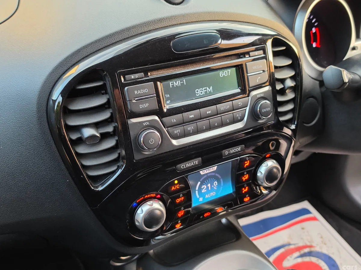 Nissan Juke SUV, Diesel, 2015, Grey