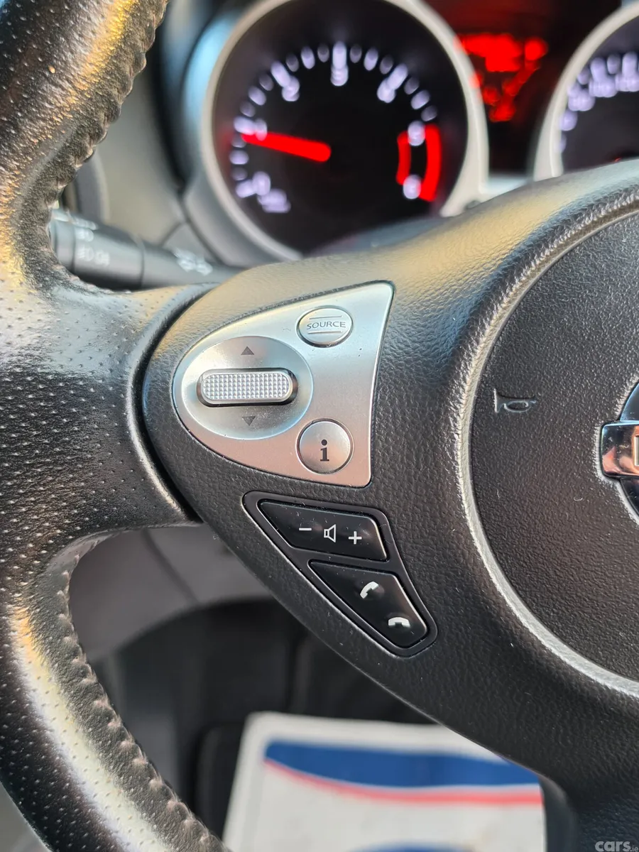 Nissan Juke SUV, Diesel, 2015, Grey