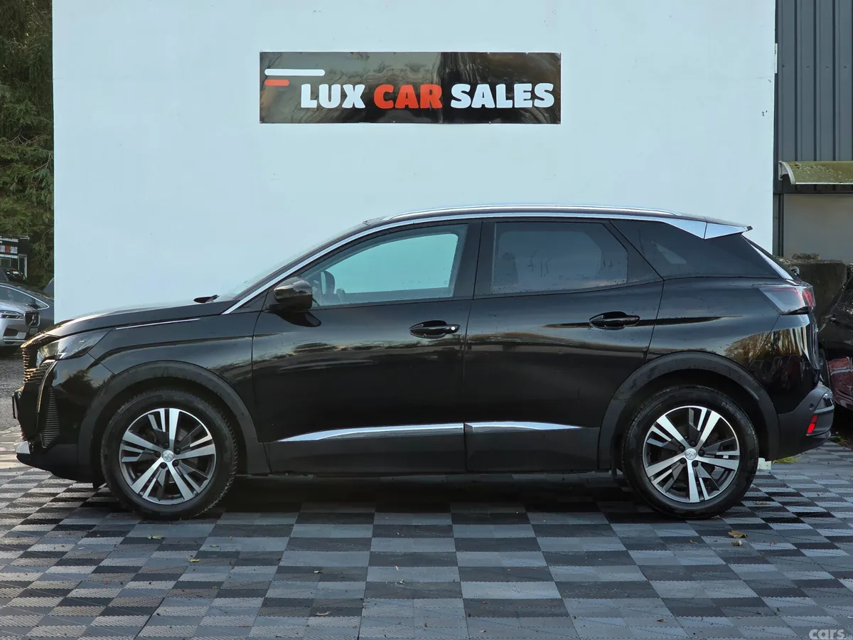 Peugeot 3008 MPV, Diesel, 2022, Black