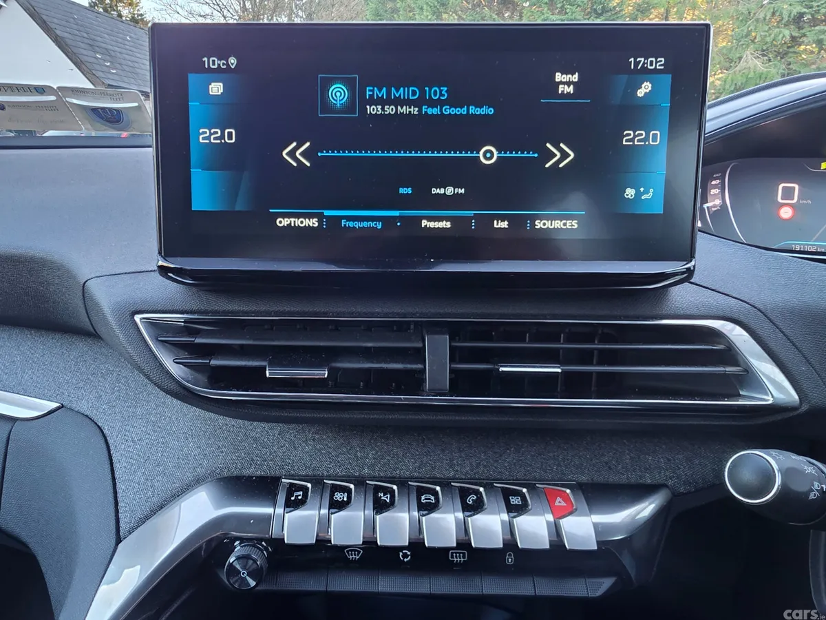 Peugeot 3008 MPV, Diesel, 2022, Black