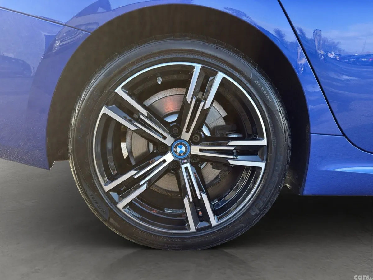 BMW 3-Series Saloon, Petrol Hybrid, 2023, Blue