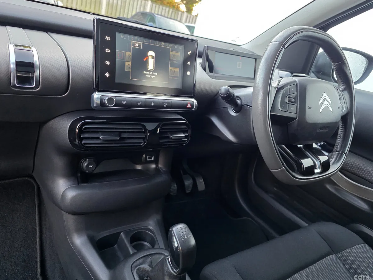 Citroen C4 Hatchback, Petrol, 2015, Grey