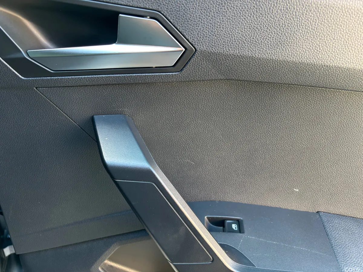 SEAT Arona SUV, Petrol, 2024, Grey