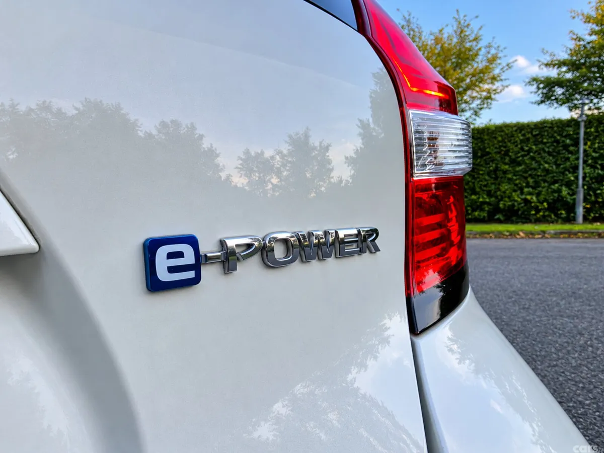 Nissan Note Hatchback, Petrol Hybrid, 2018, White