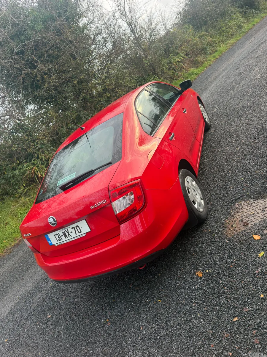 Skoda Rapid Saloon, Petrol, 2013, Red