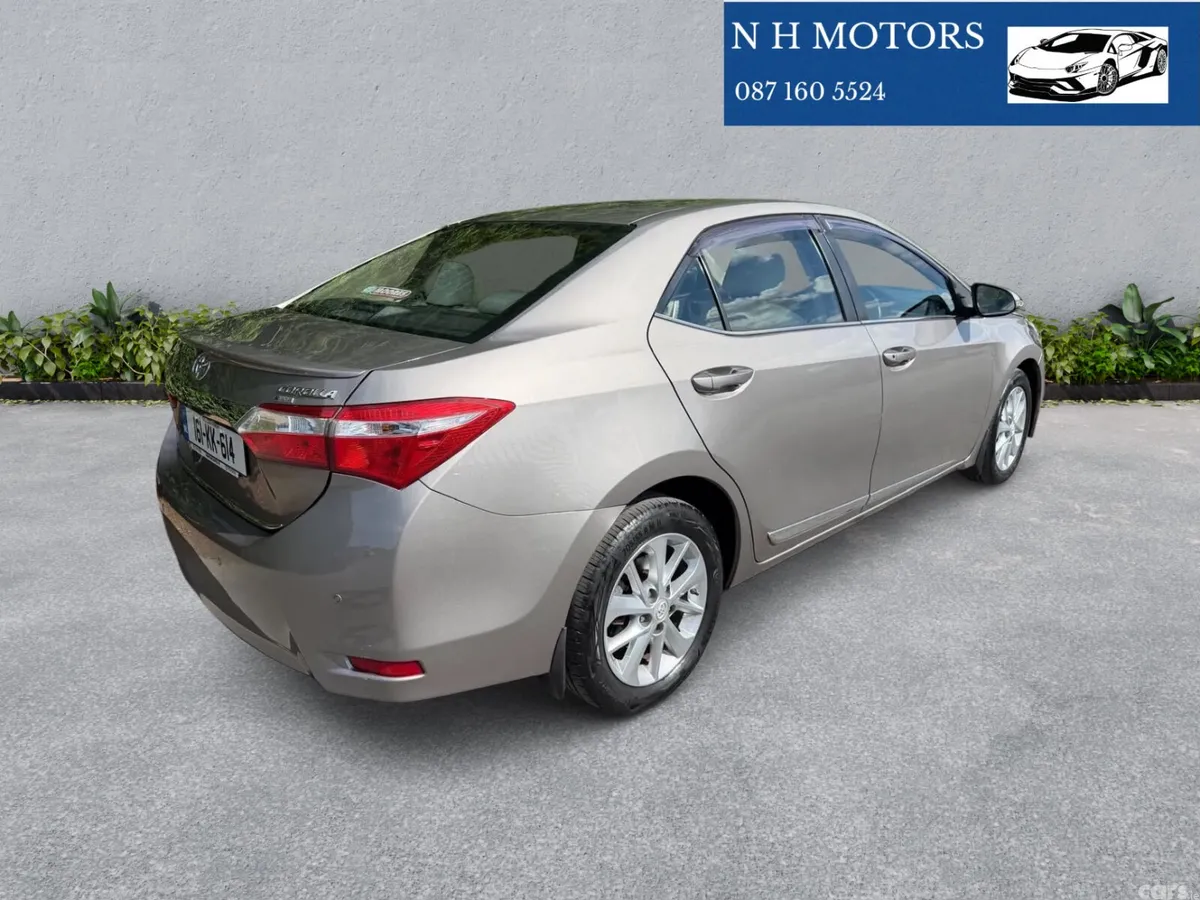Toyota Corolla Saloon, Diesel, 2016, Grey