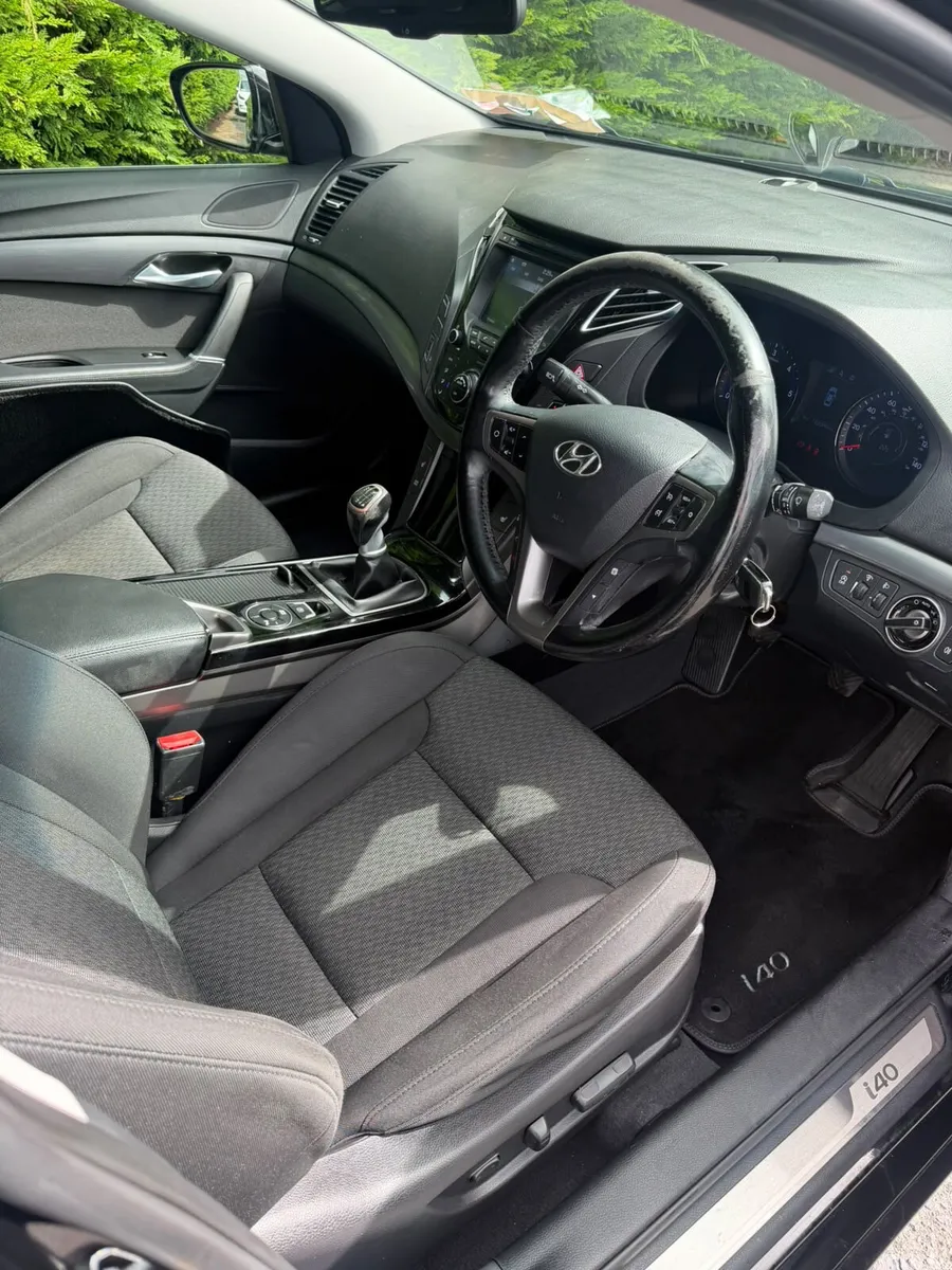 Hyundai i40 Saloon, Diesel, 2016, Black