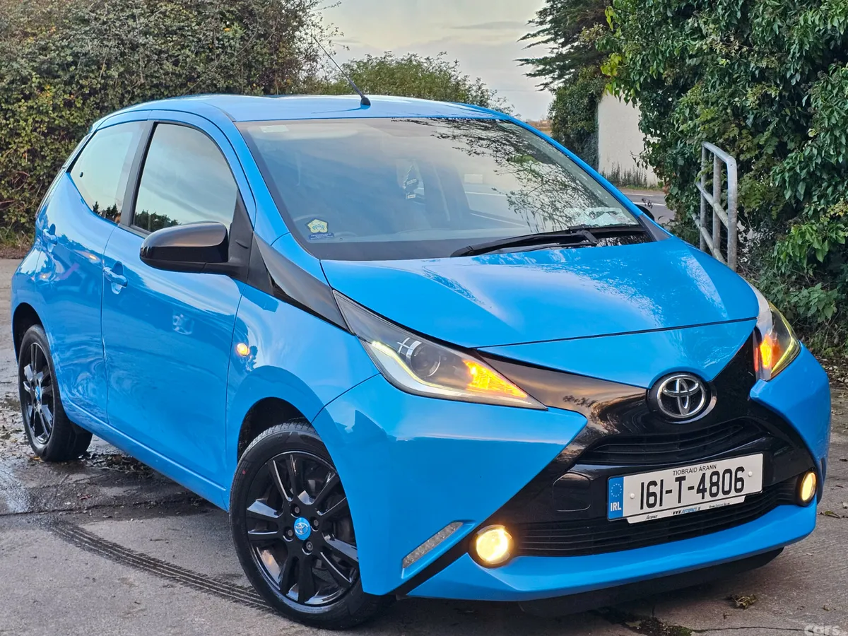 Toyota Aygo Hatchback, Petrol, 2016, Blue