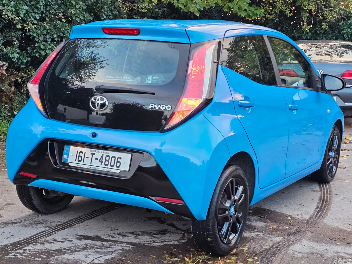 Toyota Aygo Hatchback, Petrol, 2016, Blue