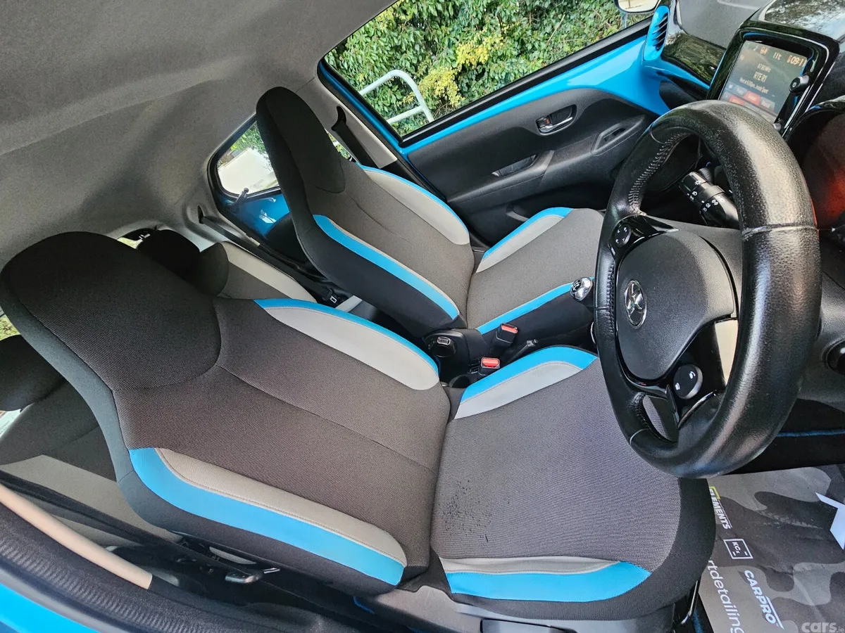 Toyota Aygo Hatchback, Petrol, 2016, Blue