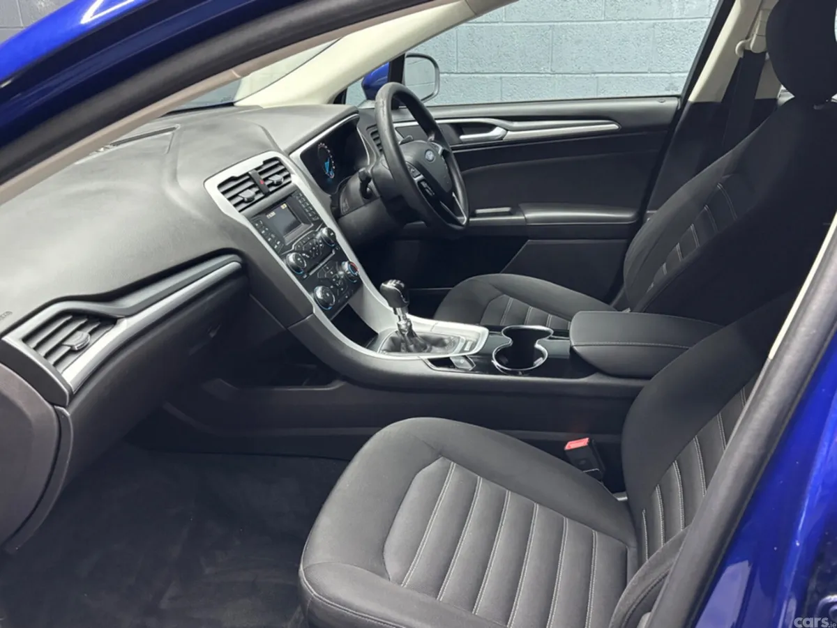 Ford Mondeo Hatchback, Diesel, 2015, Blue