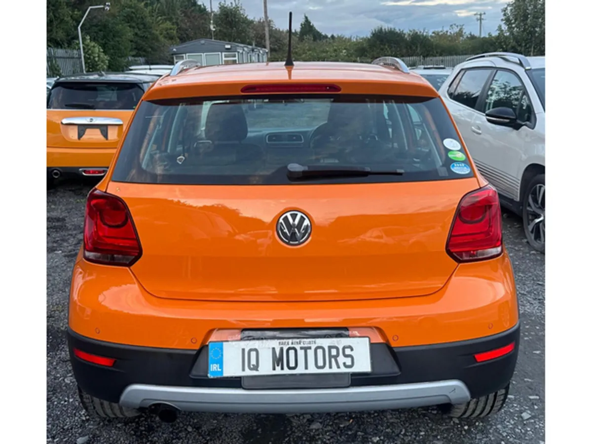 Volkswagen Polo Hatchback, Petrol, 2011, Orange