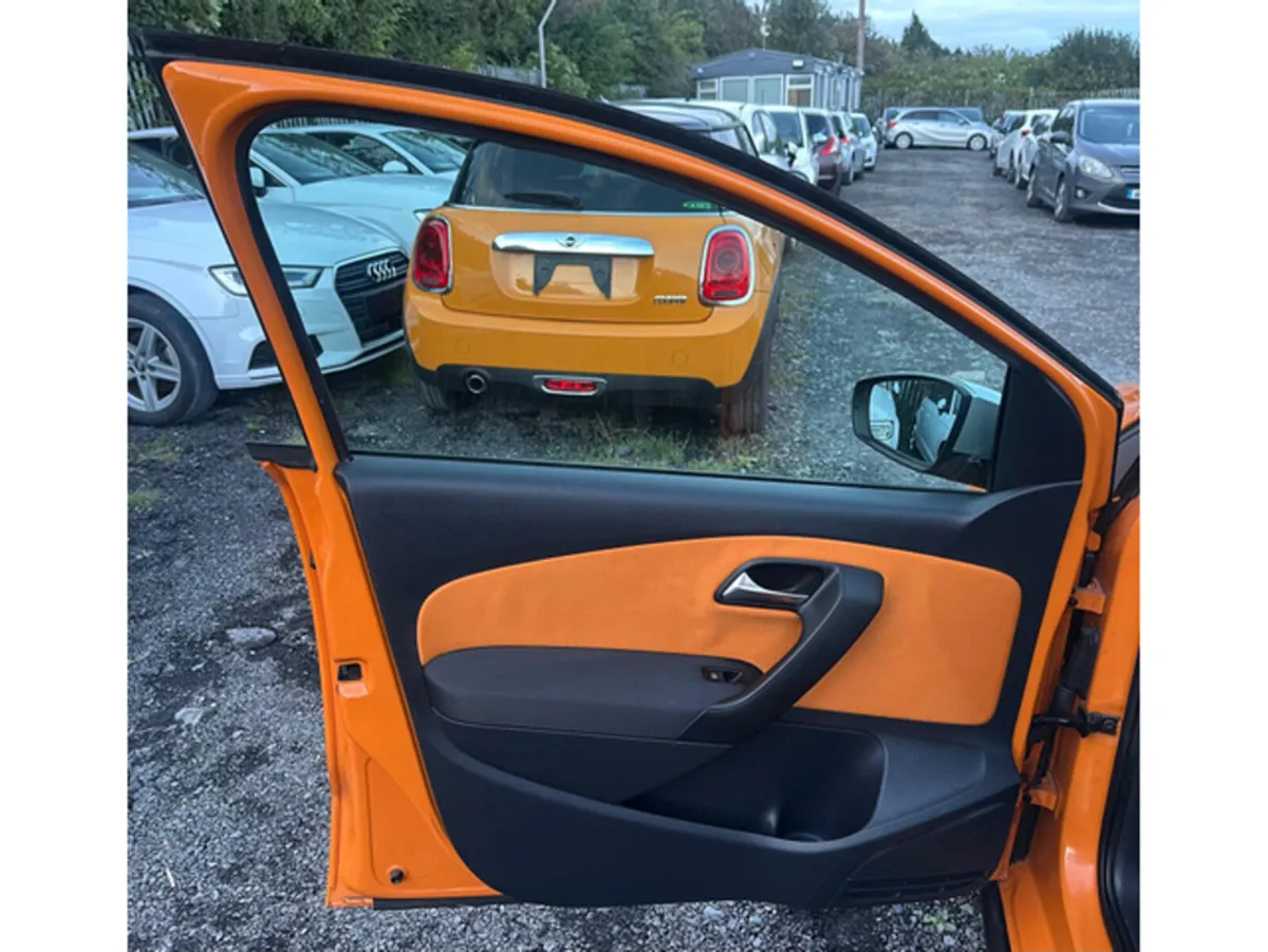 Volkswagen Polo Hatchback, Petrol, 2011, Orange
