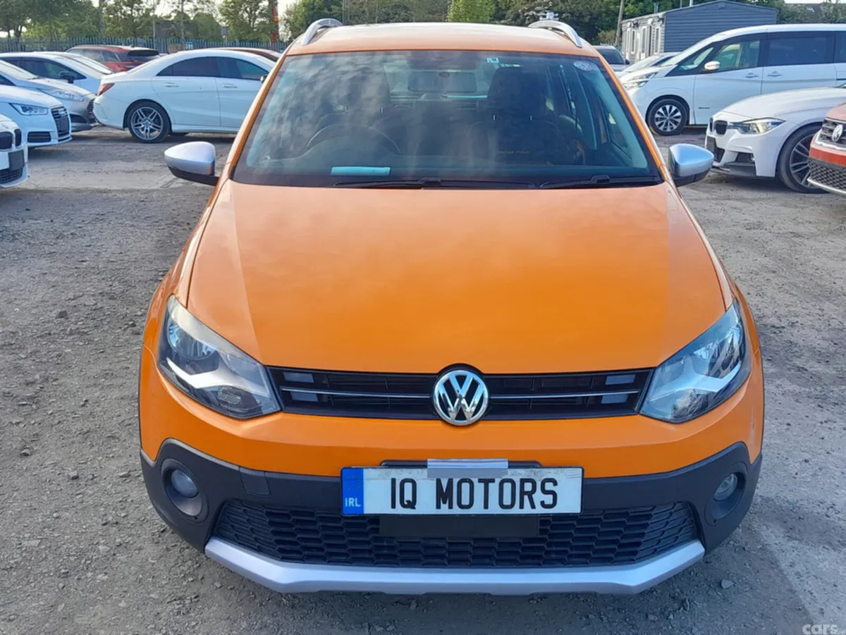 Volkswagen Polo Hatchback, Petrol, 2011, Orange