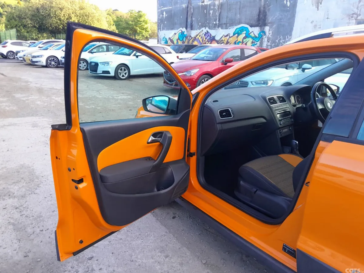Volkswagen Polo Hatchback, Petrol, 2011, Orange