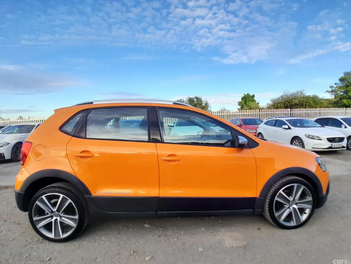 Volkswagen Polo Hatchback, Petrol, 2011, Orange