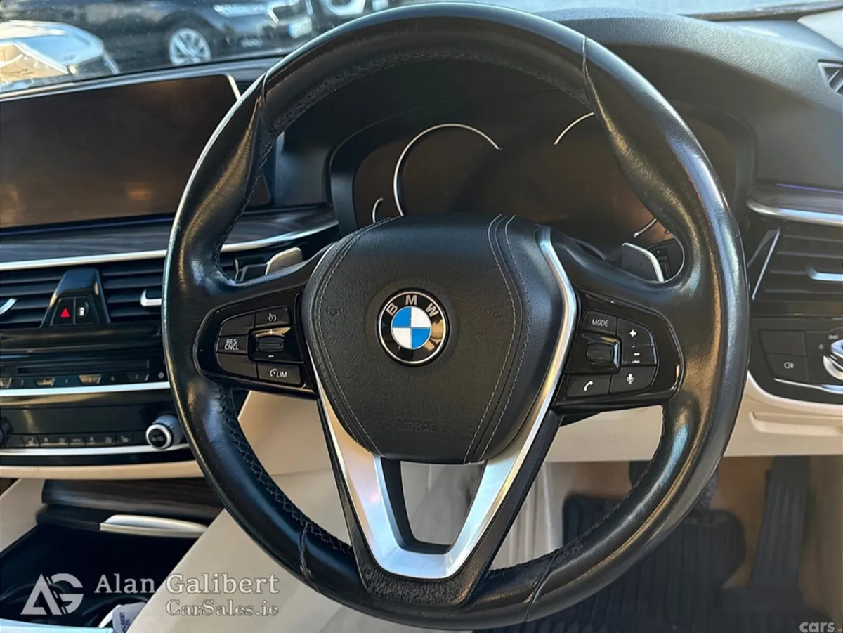 BMW 5-Series Saloon, Diesel, 2018, Blue