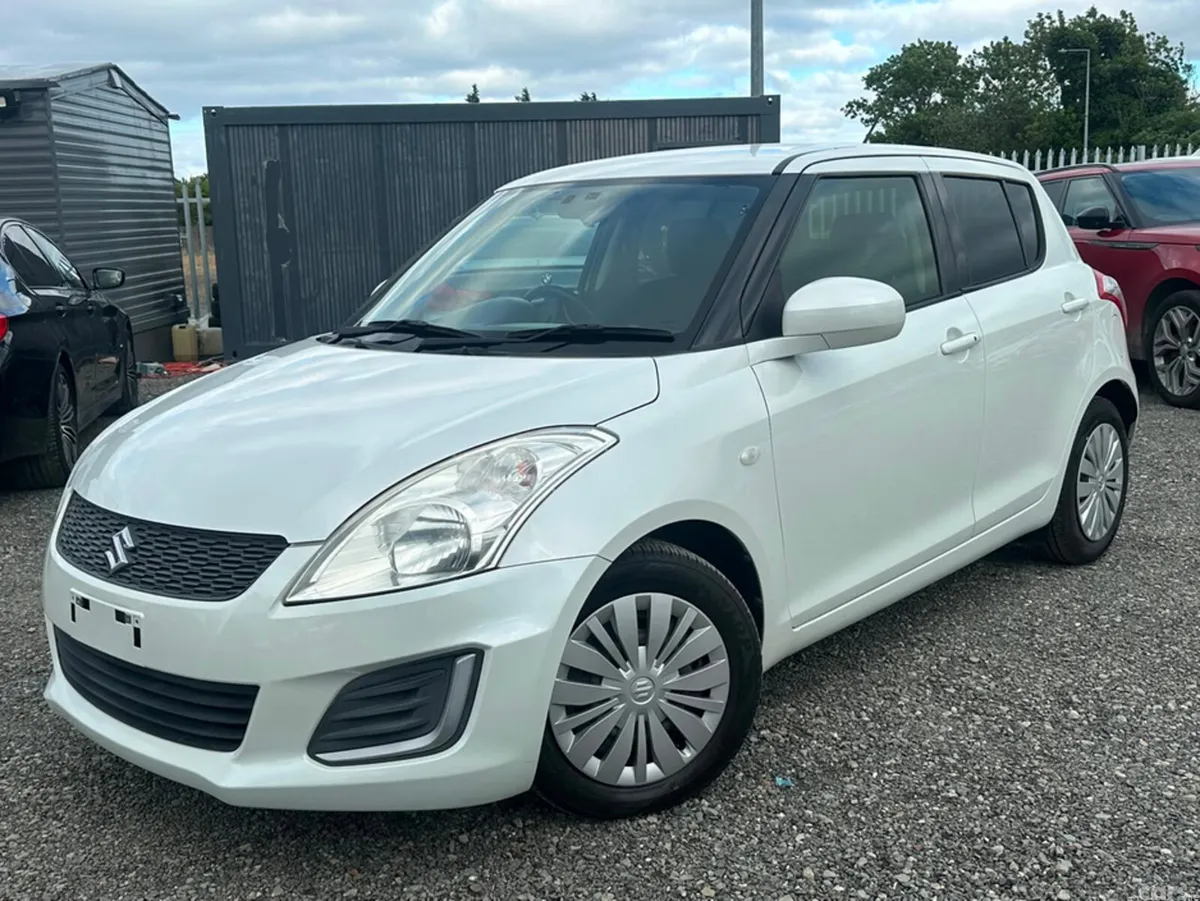 Suzuki Swift Hatchback, Petrol, 2016, White