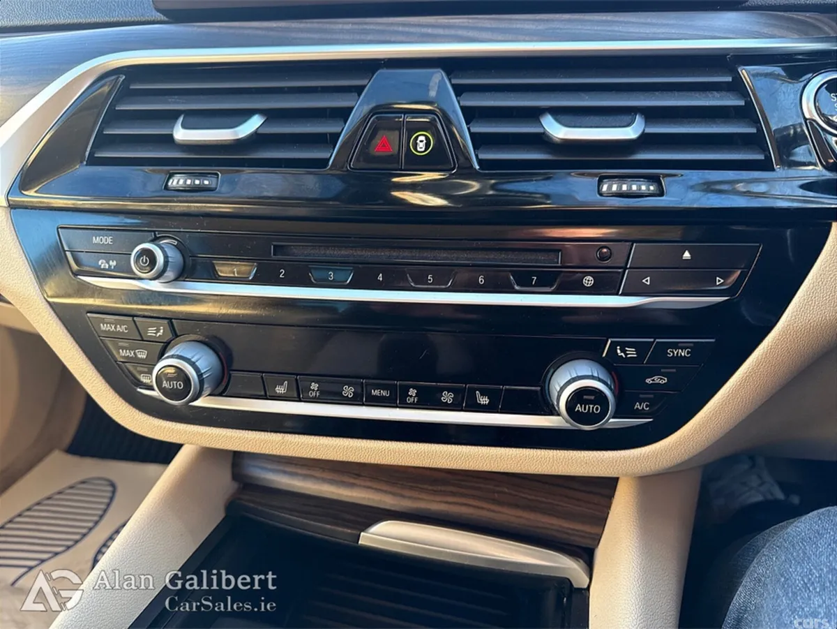 BMW 5-Series Saloon, Diesel, 2018, Blue