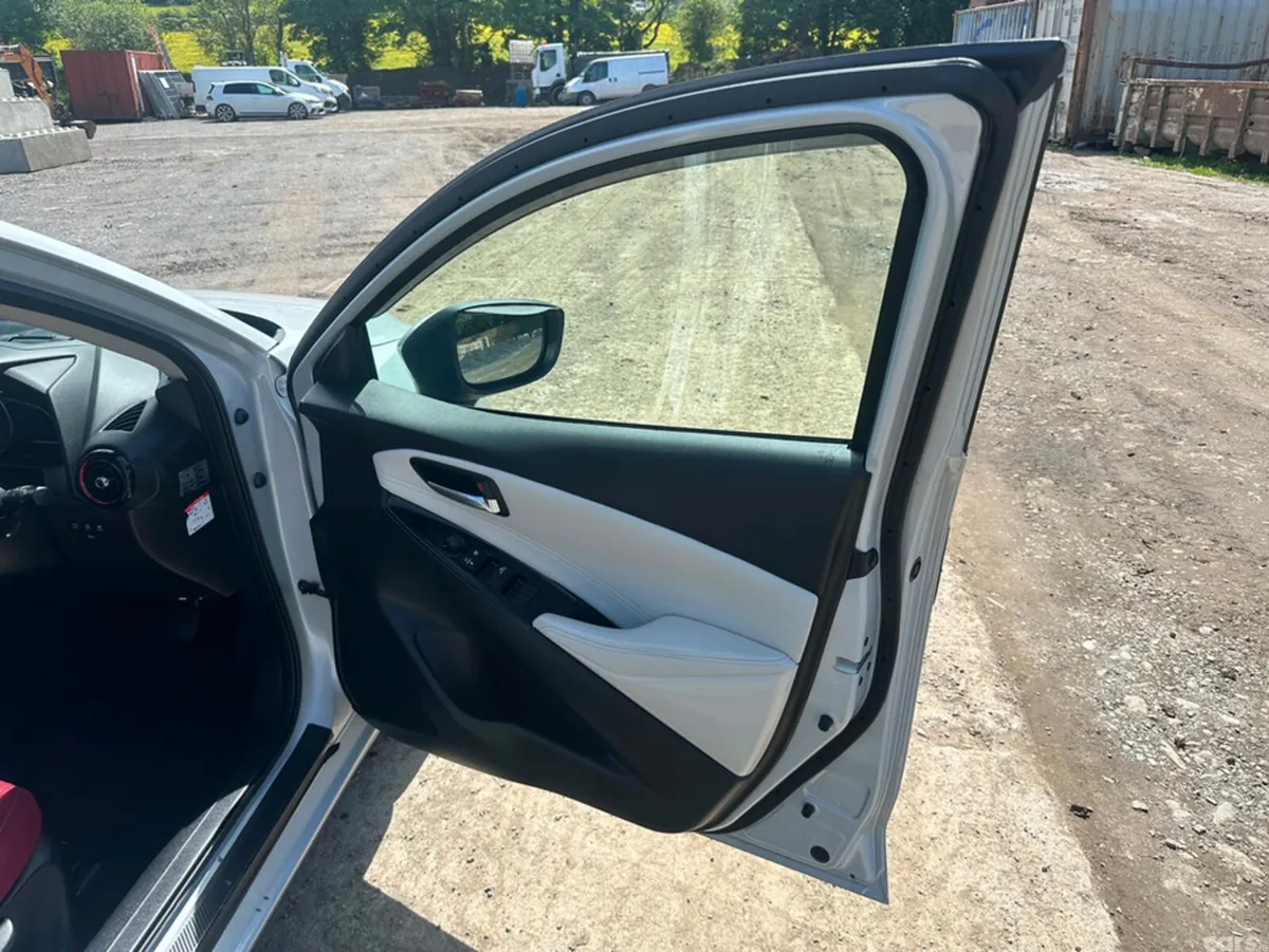 Mazda Demio Hatchback, Diesel, 2018, White