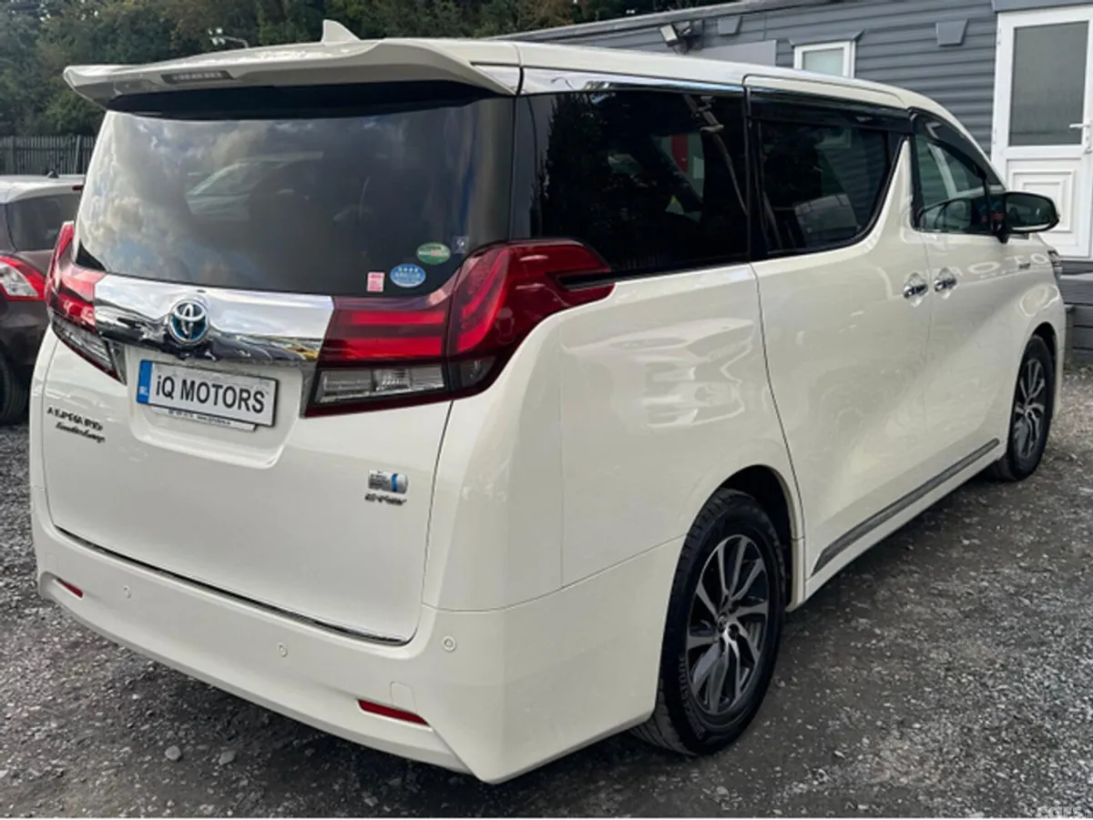 Toyota Alphard MPV, Petrol Hybrid, 2015, White