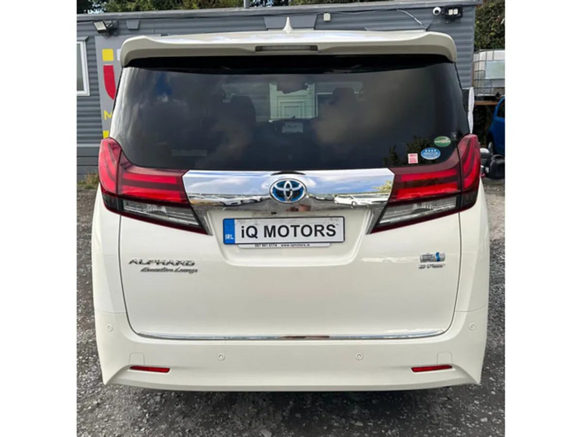 Toyota Alphard MPV, Petrol Hybrid, 2015, White