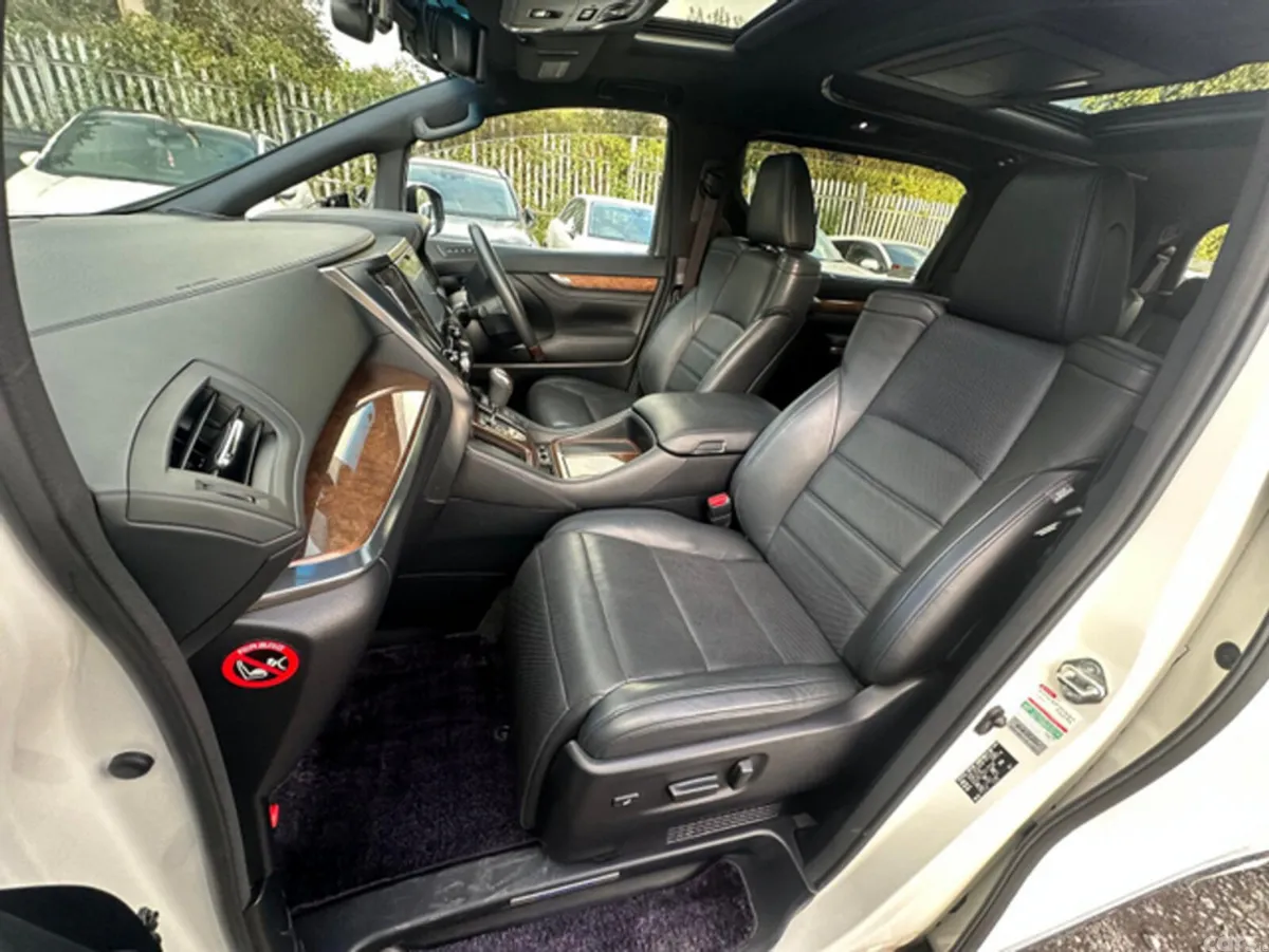 Toyota Alphard MPV, Petrol Hybrid, 2015, White