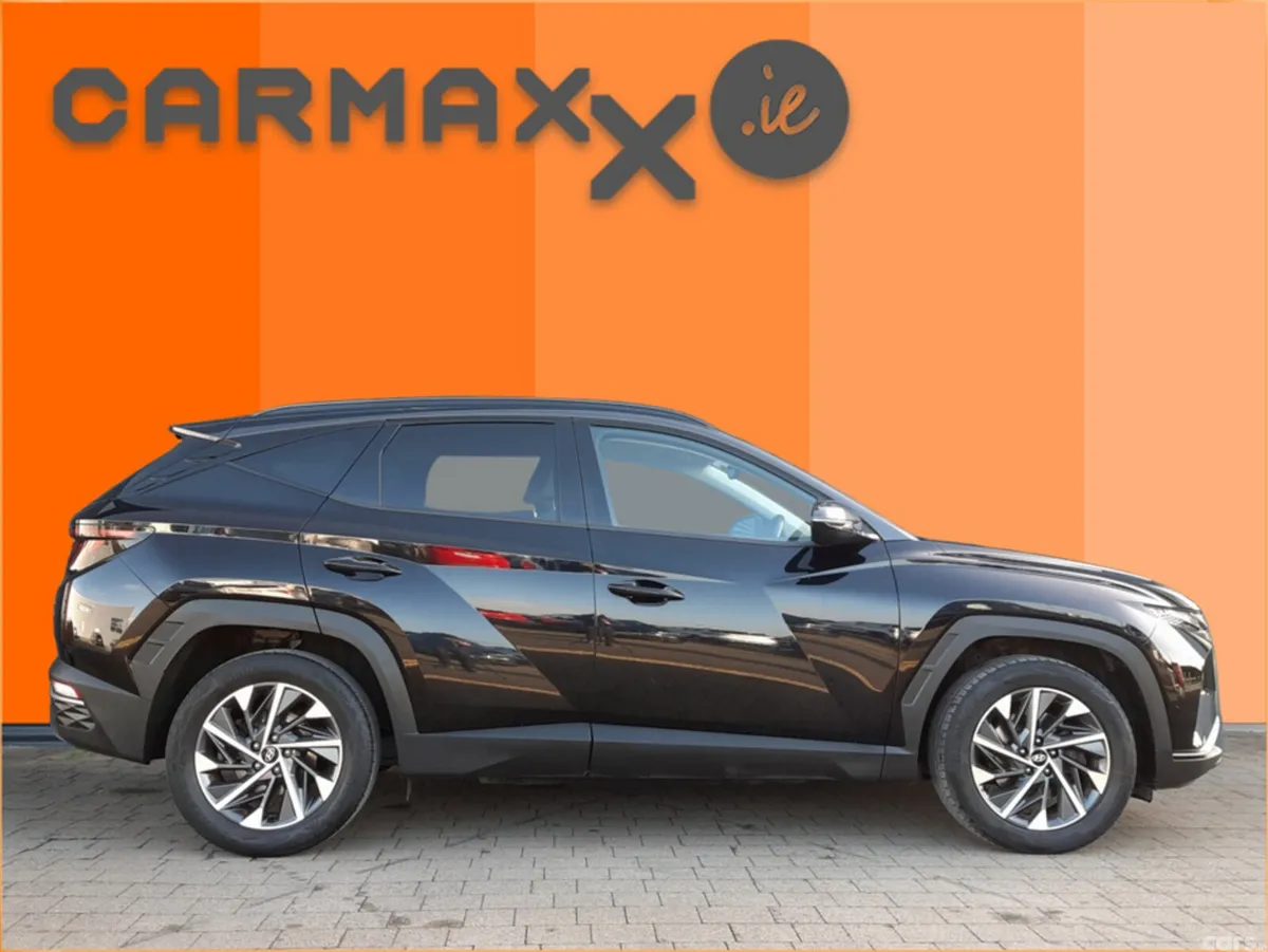 Hyundai Tucson MPV, Diesel, 2022, Black