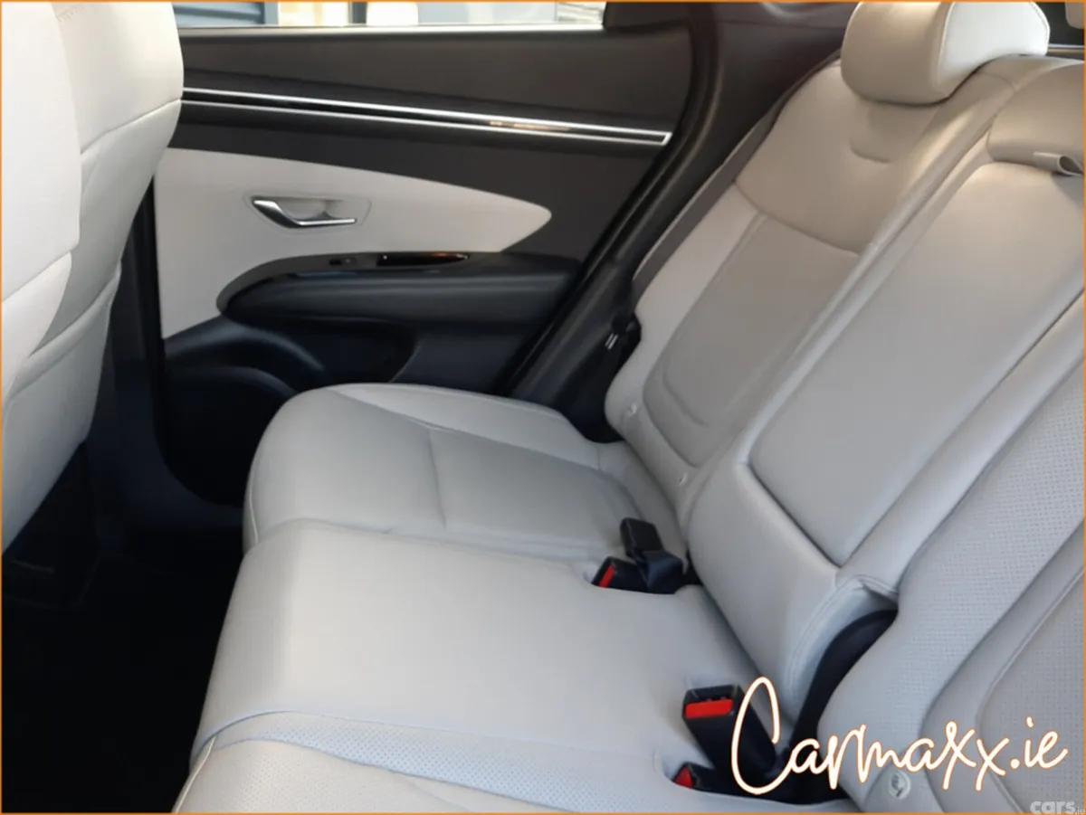 Hyundai Tucson MPV, Diesel, 2022, Black