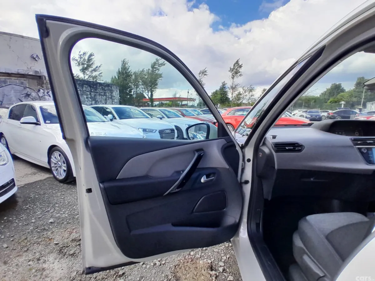 Citroen C4 Picasso MPV, Diesel, 2017, Beige