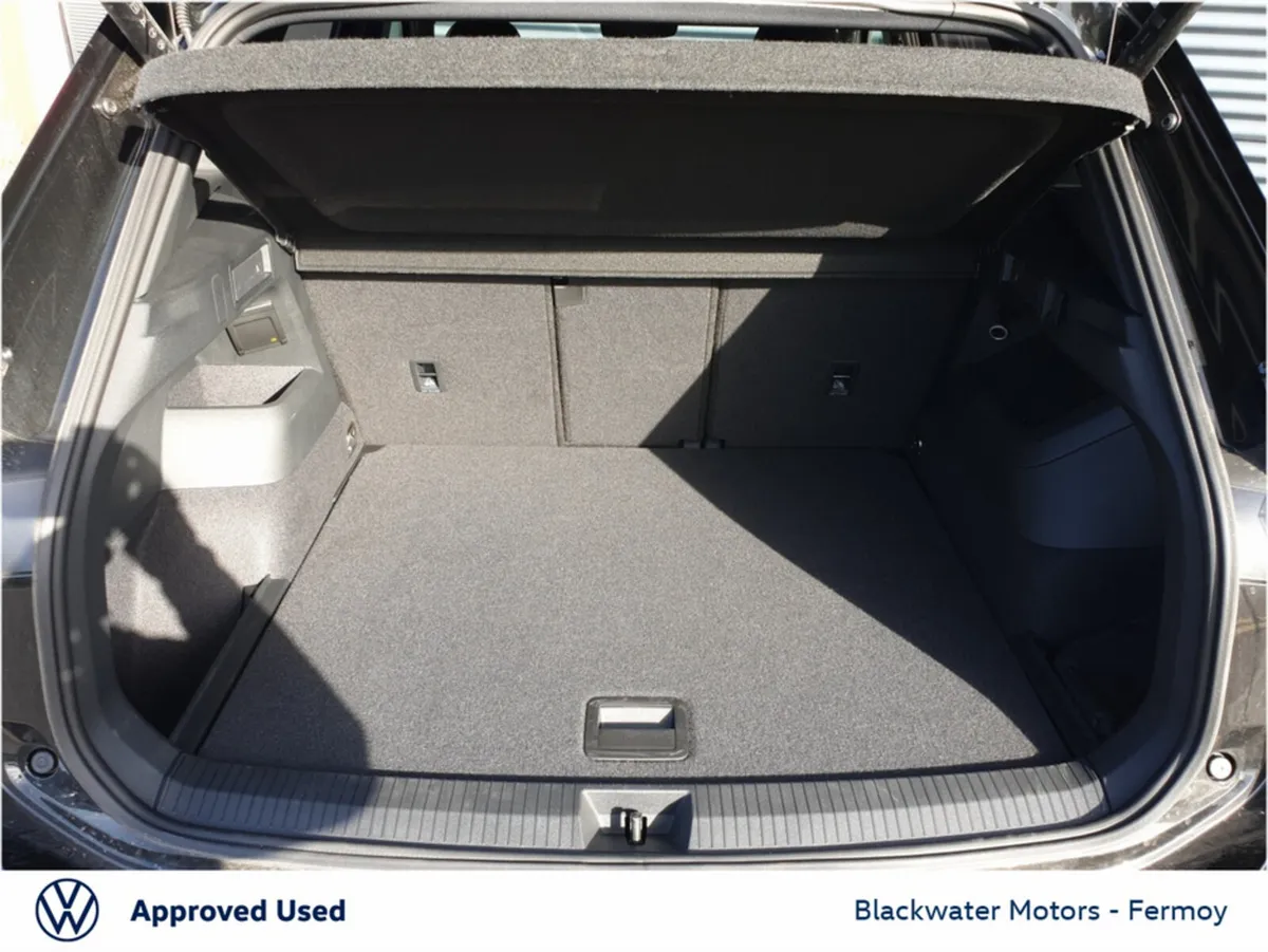 Volkswagen Tiguan Hatchback, Diesel, 2026, Black