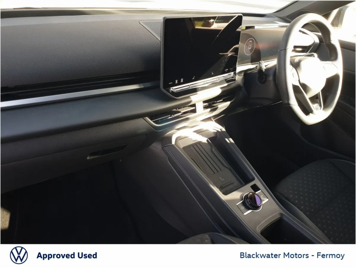 Volkswagen T-Roc Hatchback, Petrol, 2026, Black