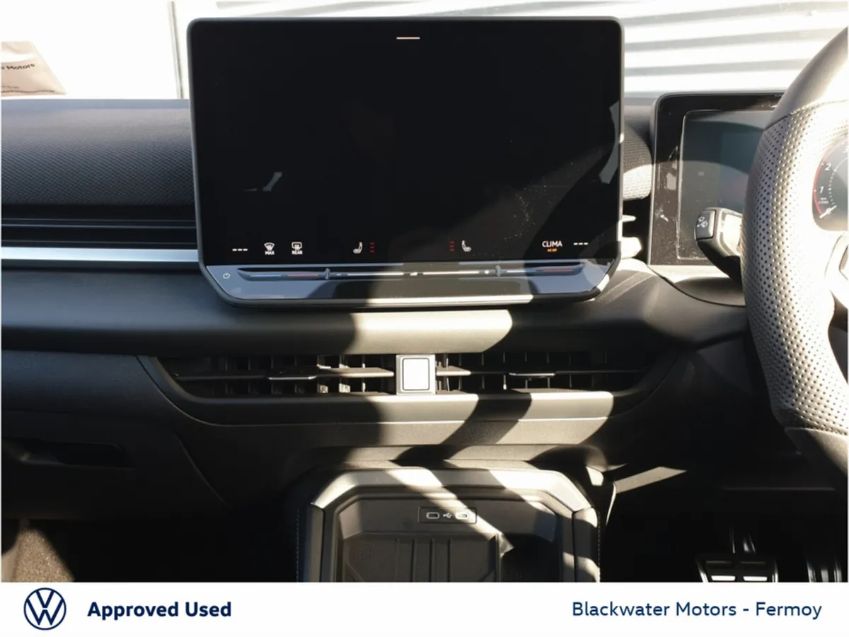 Volkswagen T-Roc Hatchback, Petrol, 2026, Black