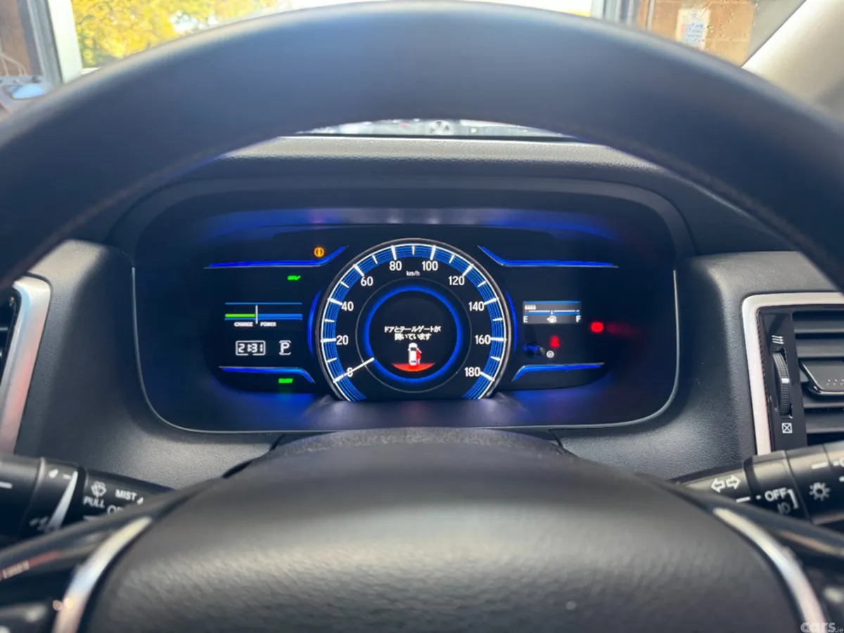 Honda Odyssey MPV, Petrol Hybrid, 2019, White