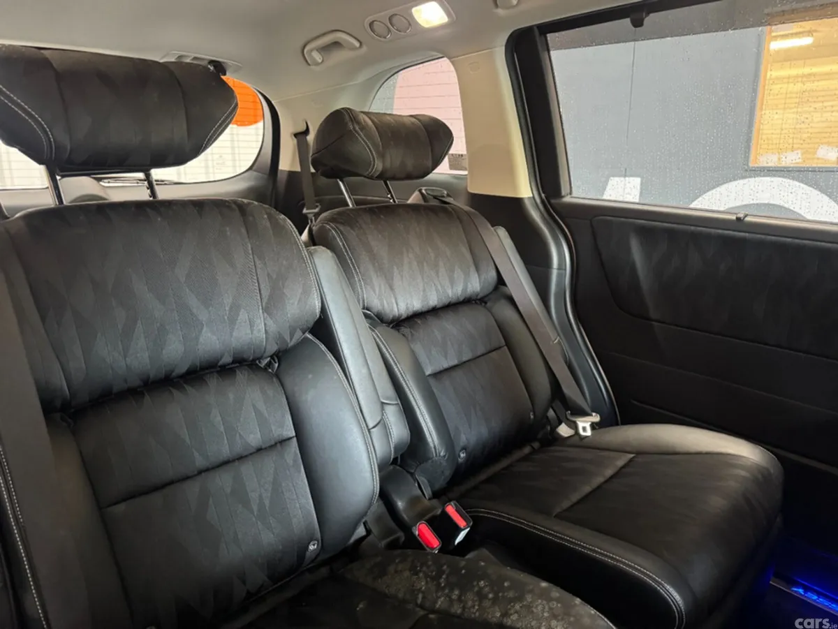 Honda Odyssey MPV, Petrol Hybrid, 2019, White