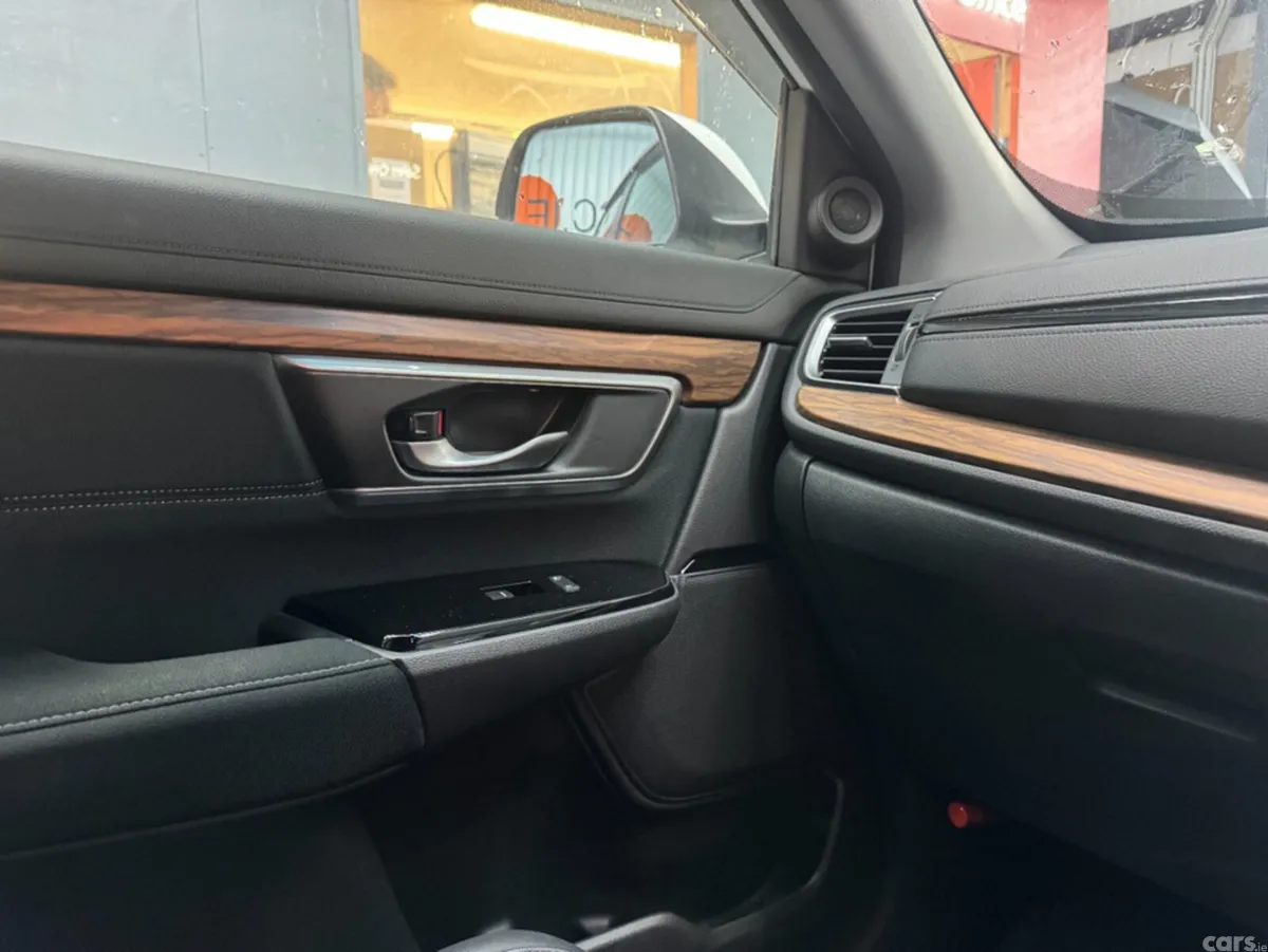 Honda CR-V SUV, Petrol Hybrid, 2022, White