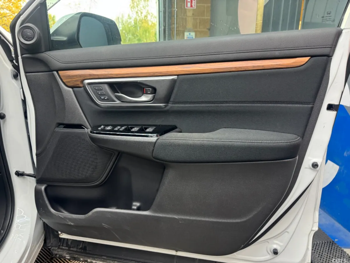 Honda CR-V SUV, Petrol Hybrid, 2022, White