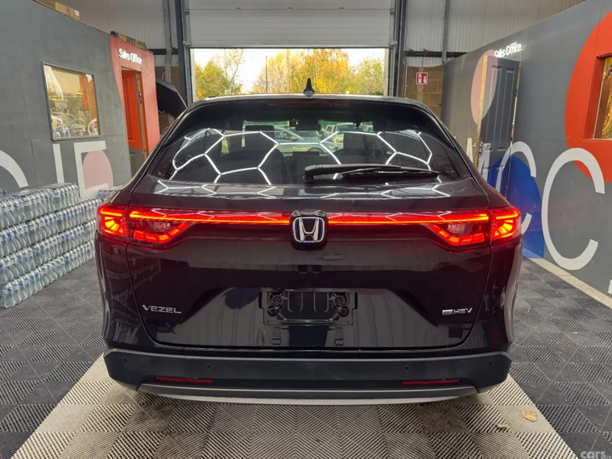 Honda Vezel SUV, Petrol Hybrid, 2021, Black