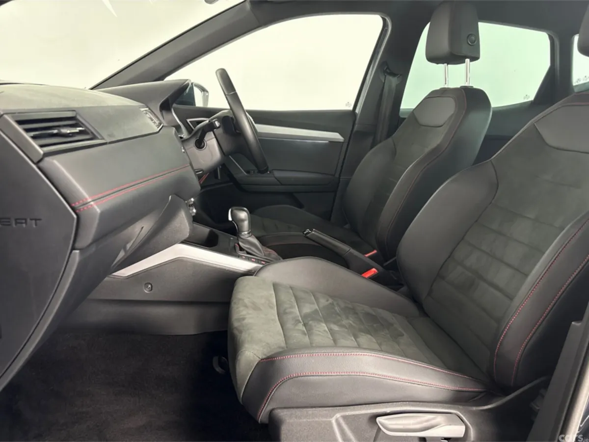 SEAT Arona Hatchback, Petrol, 2021, Grey