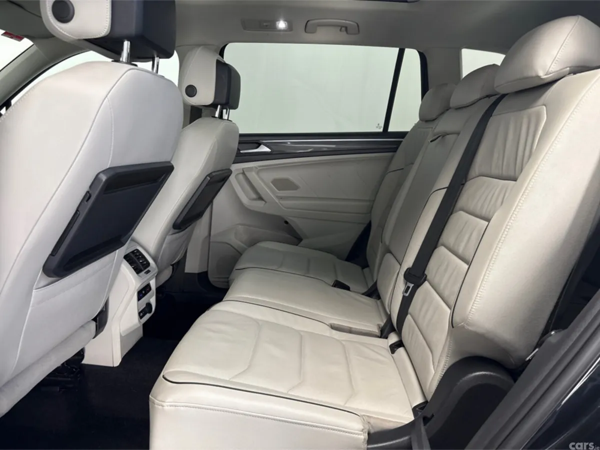 Volkswagen Tiguan Estate, Petrol, 2020, Black