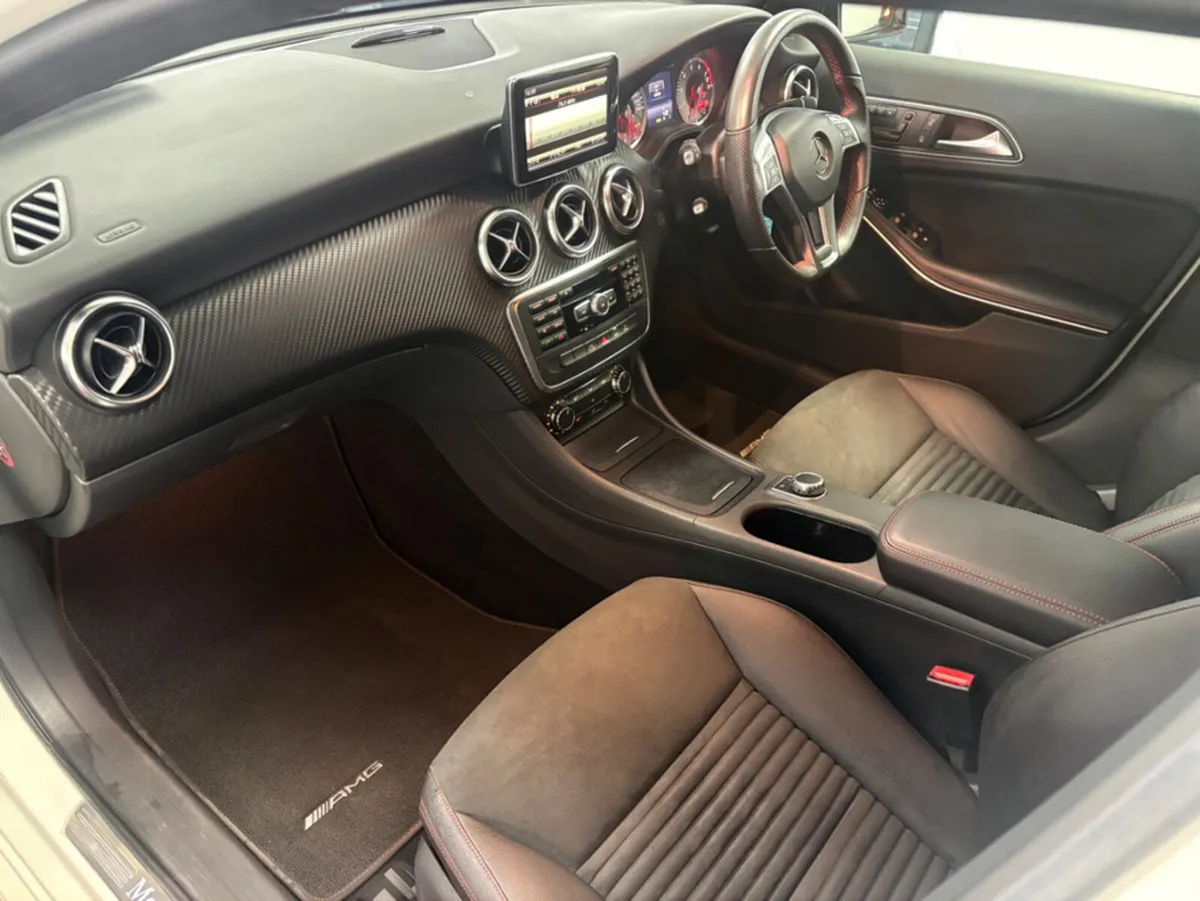 Mercedes-Benz A-Class Hatchback, Petrol, 2014, White